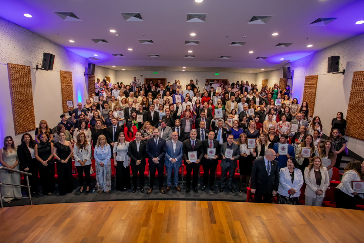 Alianza por la dignidad: 32 instituciones fueron premiadas por abrir puertas a la reinserción social