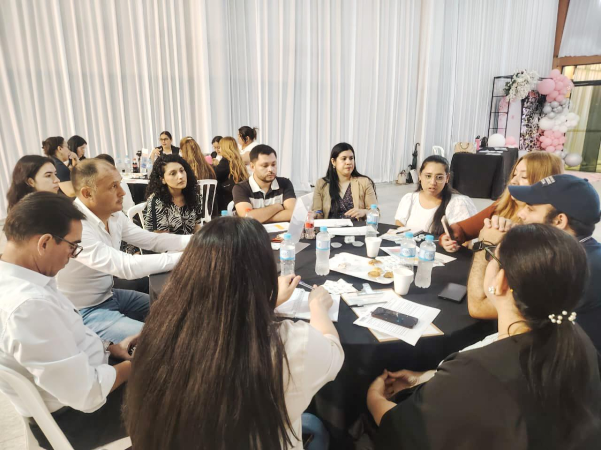 Mesas de Diálogo para la Conformación de Redes de Apoyo a la Reinserción Sociolaboral en Caaguazú